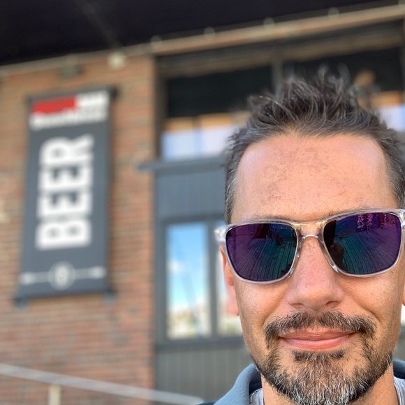 Meet your Posher, John - Picture 3 of 3